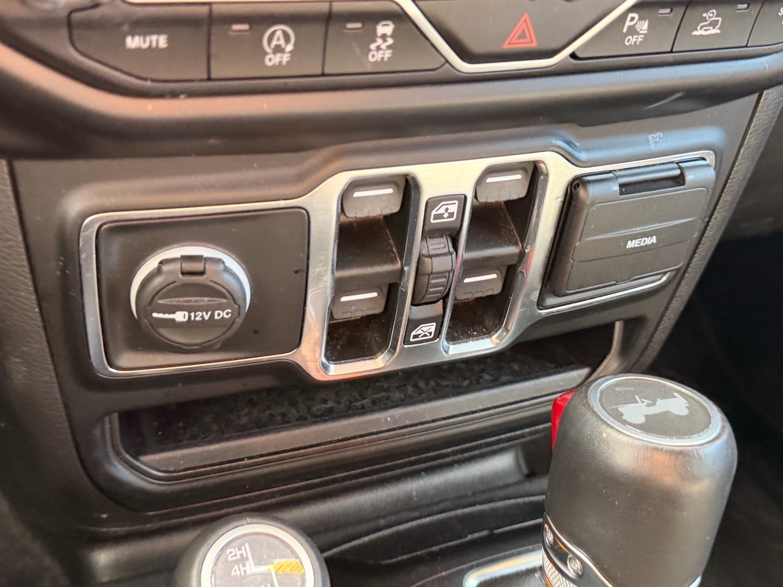 2021 Jeep Wrangler Unlimited Sahara Altitude 4x4