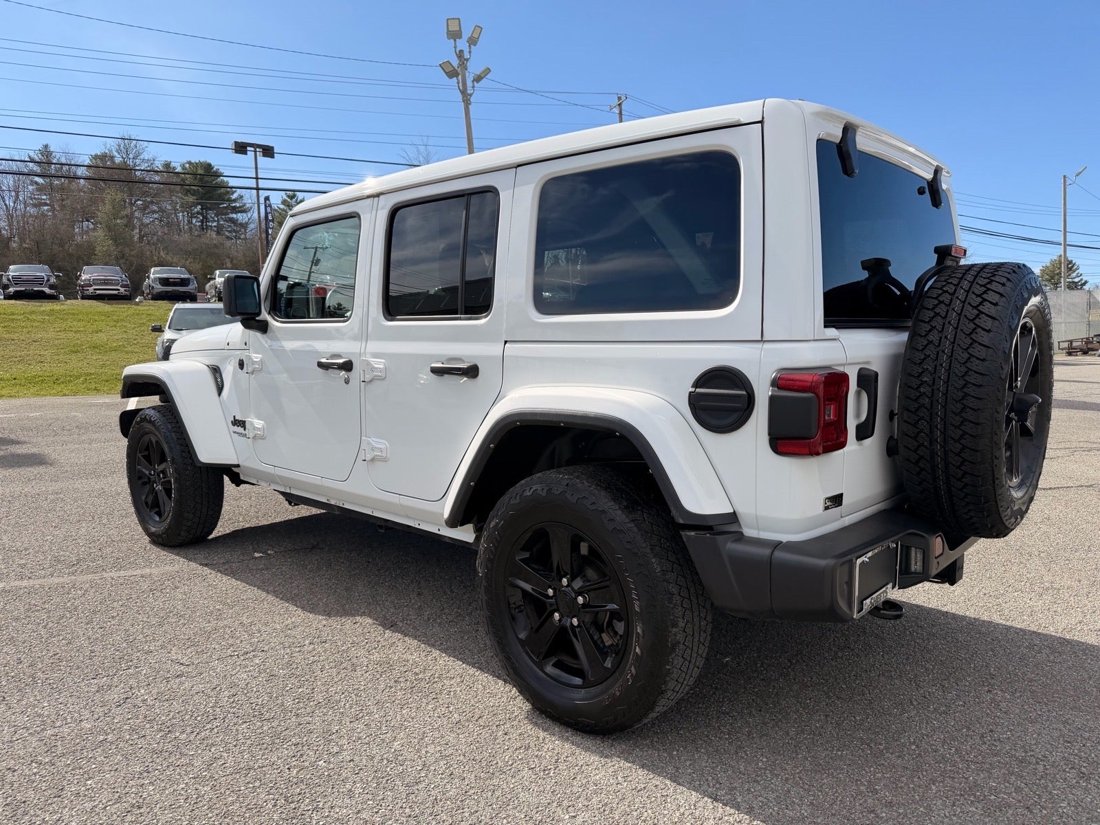 2021 Jeep Wrangler Unlimited Sahara Altitude 4x4