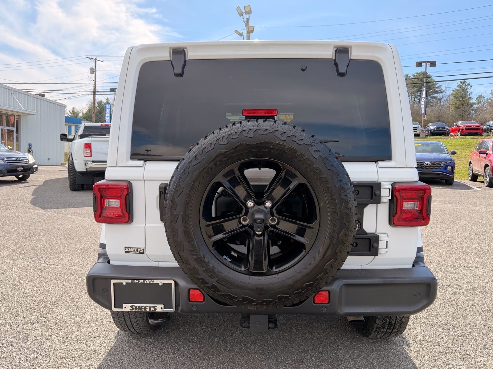 2021 Jeep Wrangler Unlimited Sahara Altitude 4x4