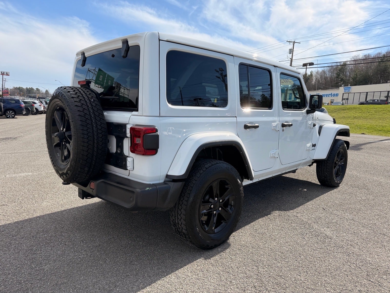 2021 Jeep Wrangler Unlimited Sahara Altitude 4x4