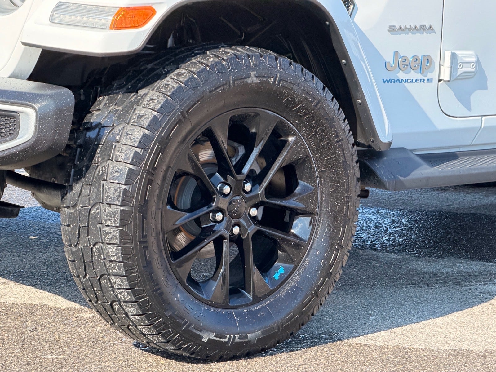 2023 Jeep Wrangler 4xe Sahara 4x4