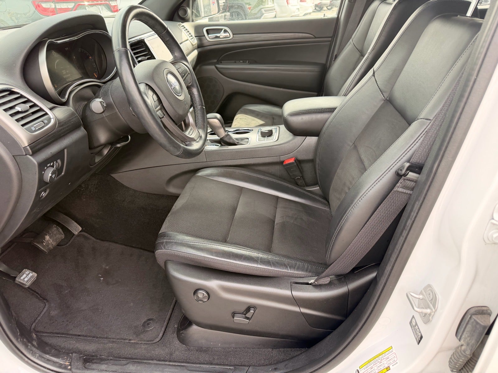 2022 Jeep Grand Cherokee WK Laredo X 4x4