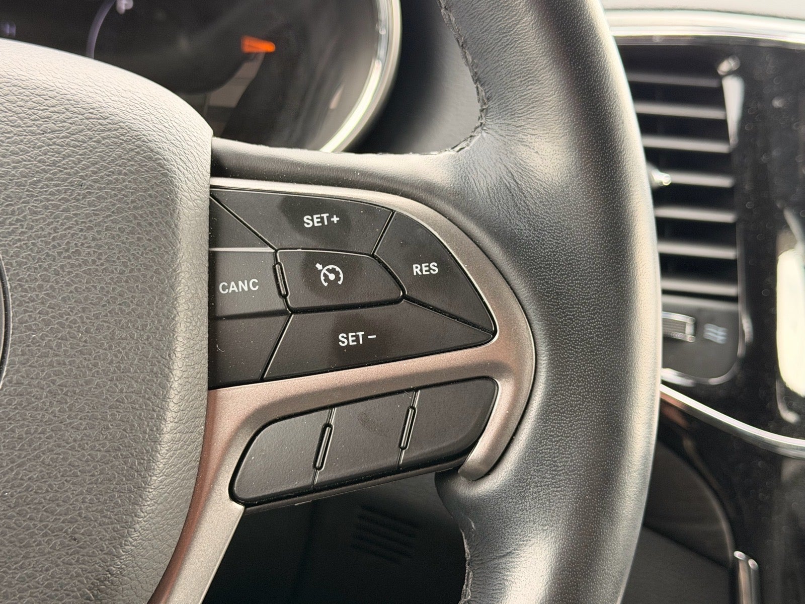 2022 Jeep Grand Cherokee WK Laredo X 4x4