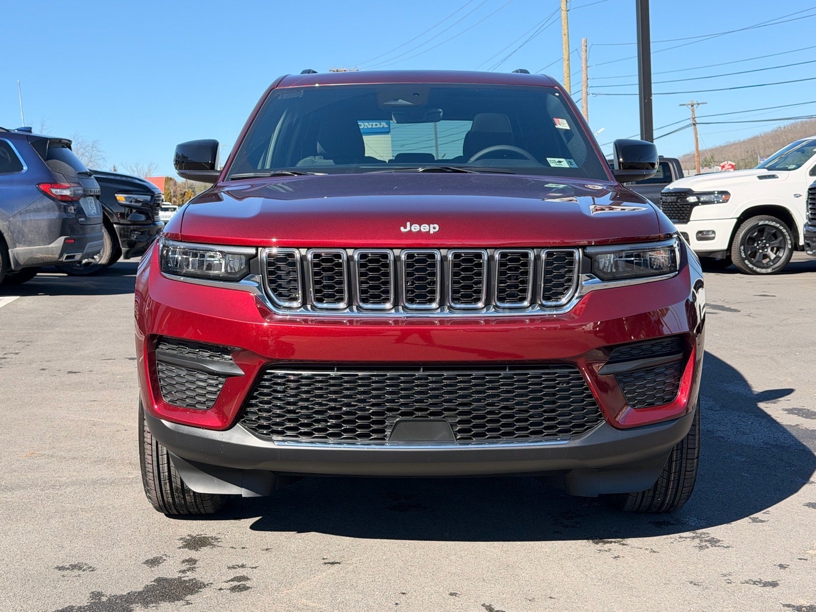 2026 Jeep Grand Cherokee GRAND CHEROKEE LAREDO X 4X4