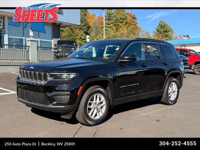 2025 Jeep Grand Cherokee Laredo X 4x4