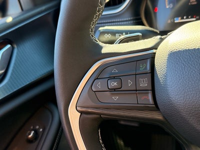 2025 Jeep Grand Cherokee Laredo X 4x4