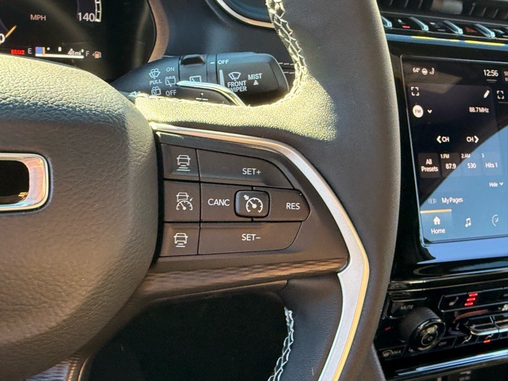 2025 Jeep Grand Cherokee Laredo X 4x4