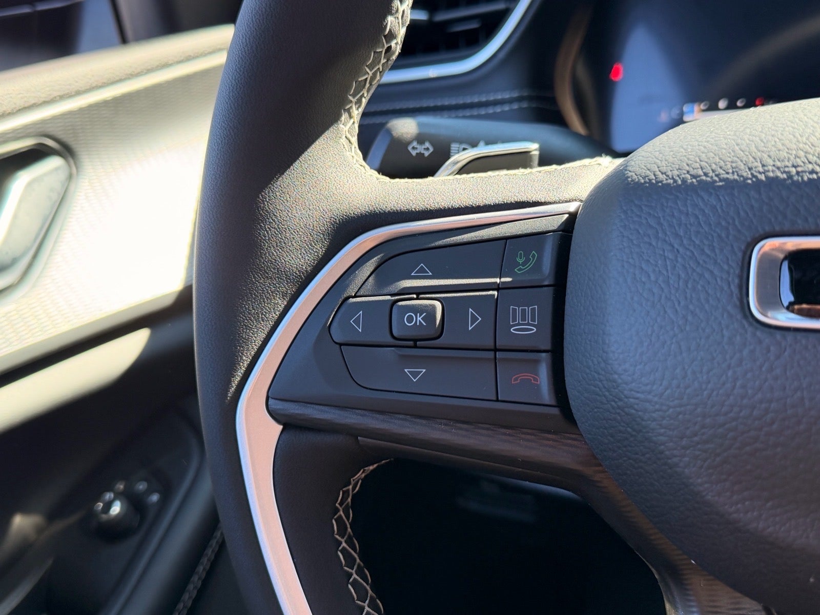 2026 Jeep Grand Cherokee GRAND CHEROKEE LAREDO 4X4