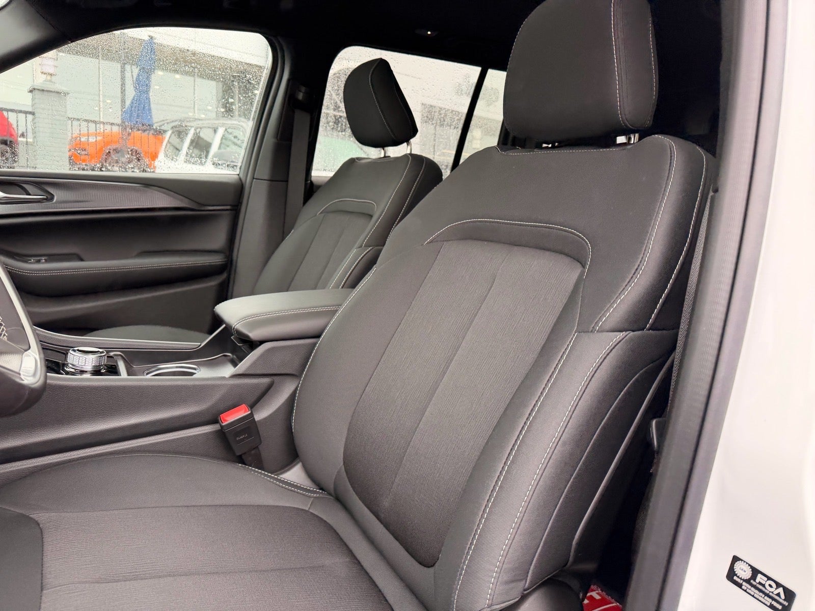 2026 Jeep Grand Cherokee GRAND CHEROKEE LAREDO X 4X4