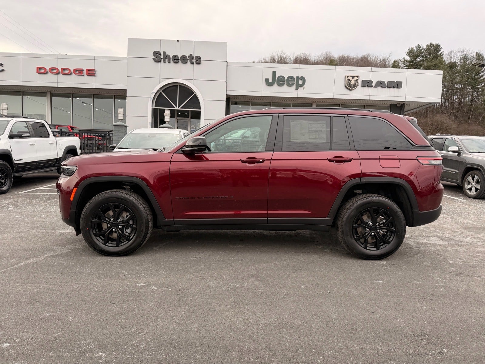2026 Jeep Grand Cherokee GRAND CHEROKEE ALTITUDE 4X4