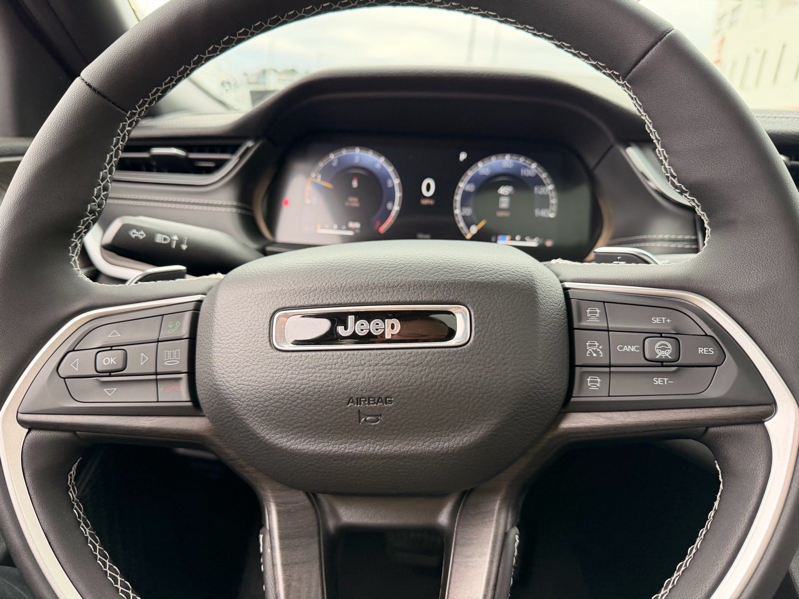 2026 Jeep Grand Cherokee GRAND CHEROKEE LAREDO ALTITUDE 4X4