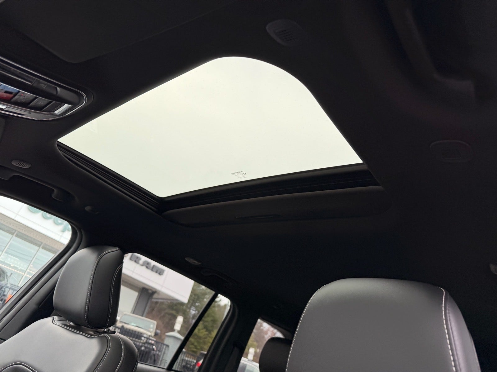 2026 Jeep Grand Cherokee GRAND CHEROKEE ALTITUDE 4X4