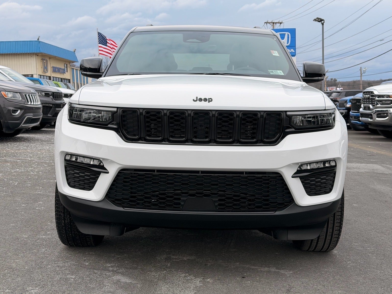 2025 Jeep Grand Cherokee GRAND CHEROKEE LIMITED 4X4