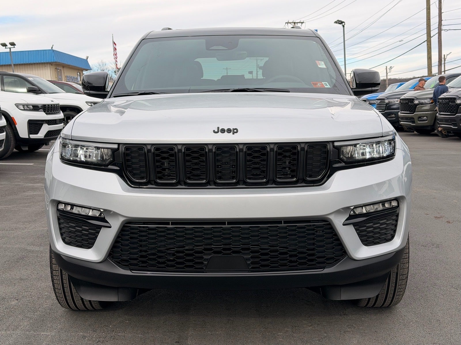 2025 Jeep Grand Cherokee GRAND CHEROKEE LIMITED 4X4