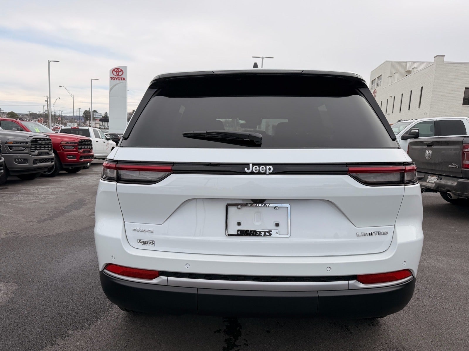 2026 Jeep Grand Cherokee GRAND CHEROKEE LIMITED 4X4