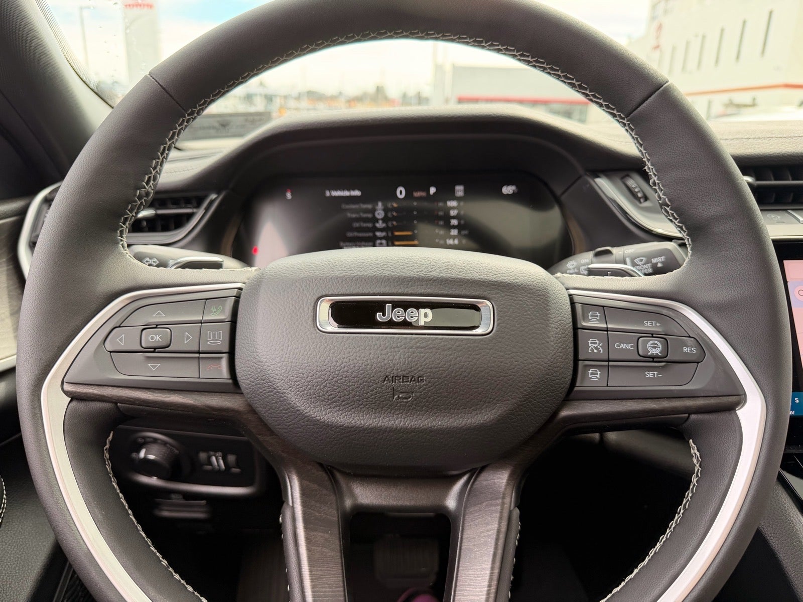 2026 Jeep Grand Cherokee GRAND CHEROKEE L LAREDO ALTITUDE 4X4