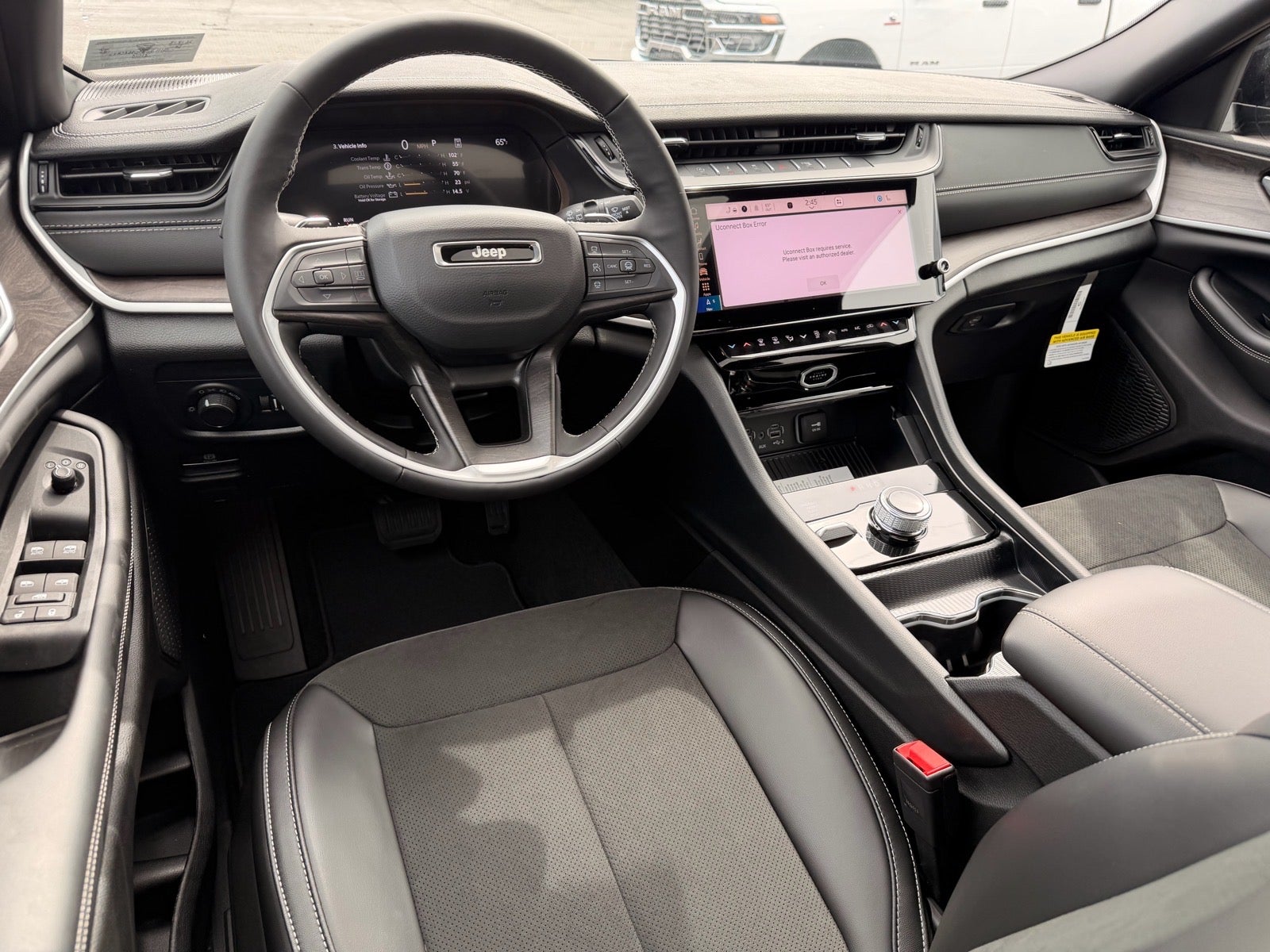 2026 Jeep Grand Cherokee GRAND CHEROKEE L LAREDO ALTITUDE 4X4