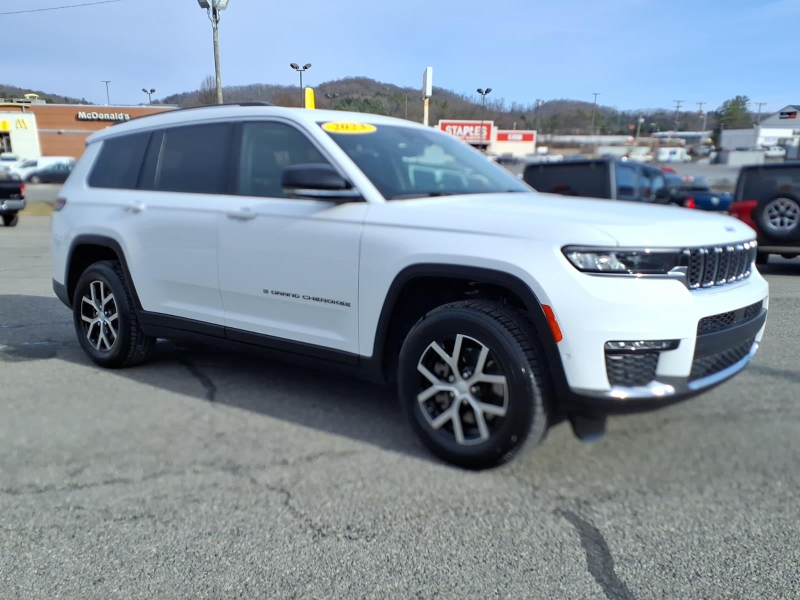 2023 Jeep Grand Cherokee L Limited 4x4