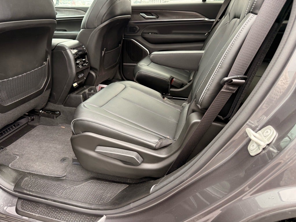 2024 Jeep Grand Cherokee L Overland 4x4