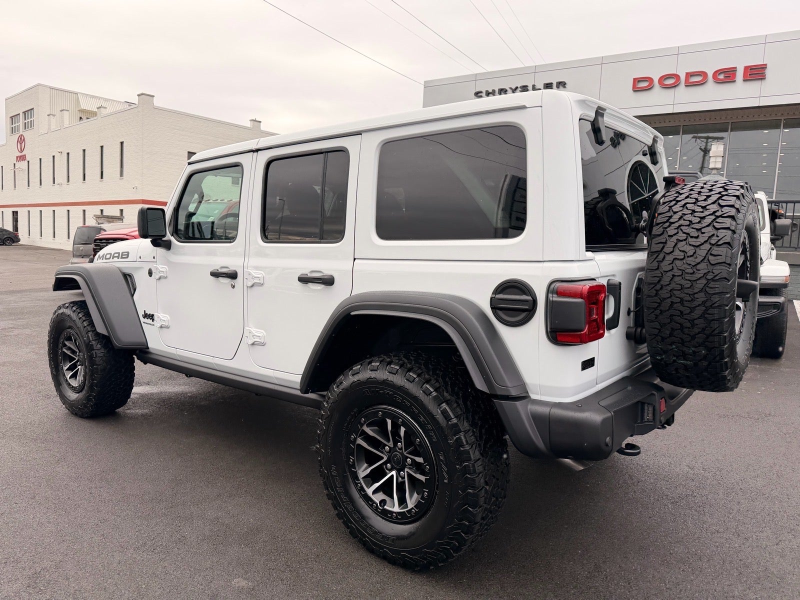 2026 Jeep Wrangler WRANGLER 4-DOOR MOAB 392