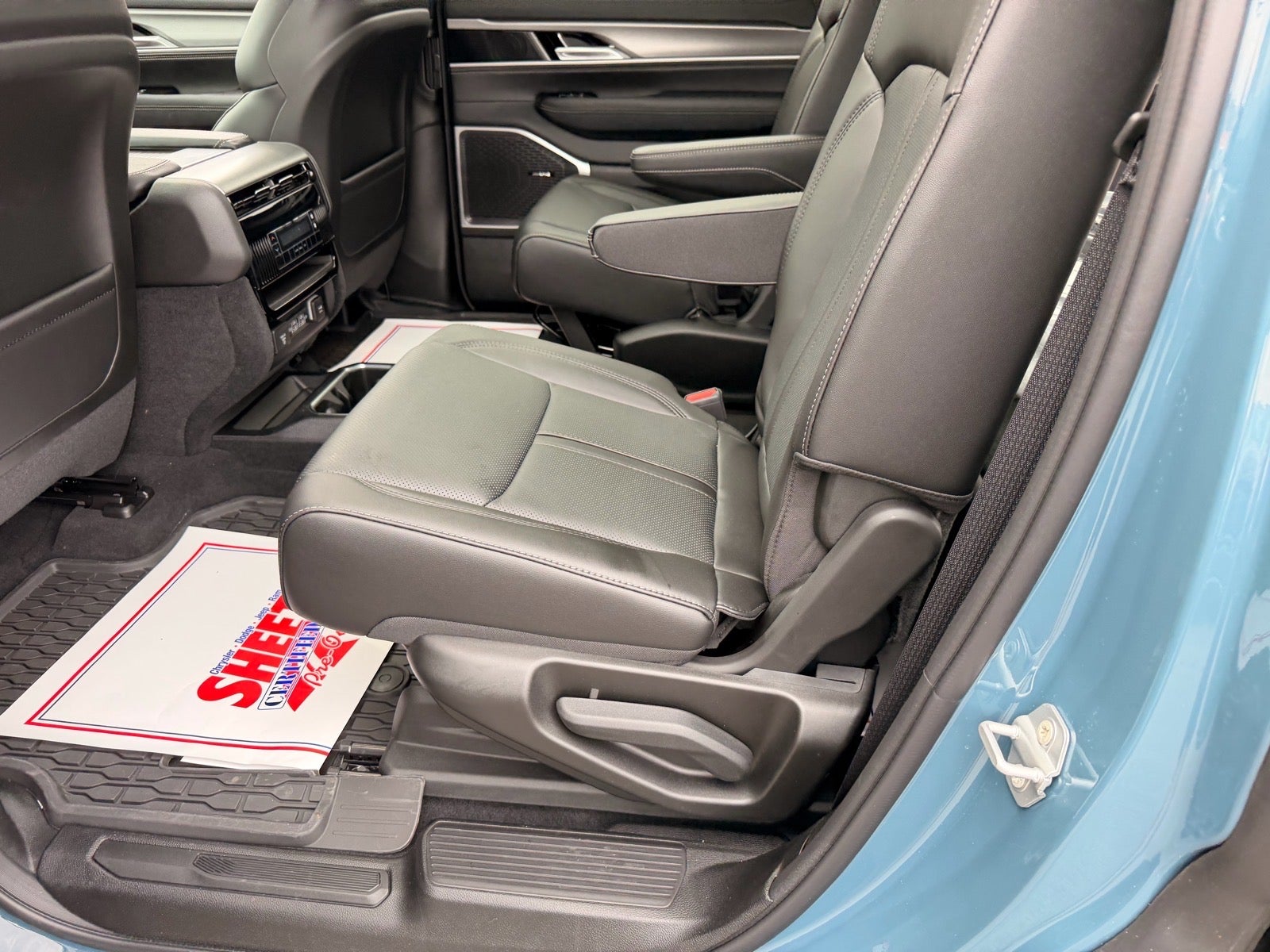 2026 Jeep Grand Wagoneer GRAND WAGONEER UPLAND 4X4