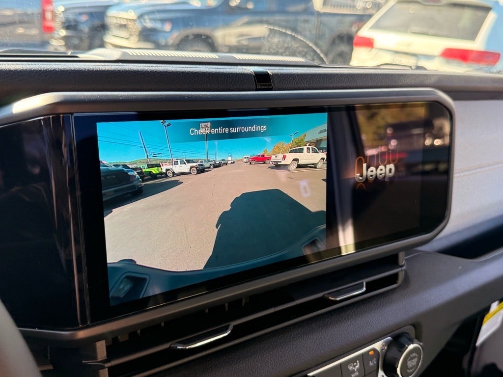 2025 Jeep Gladiator GLADIATOR SPORT S 4X4