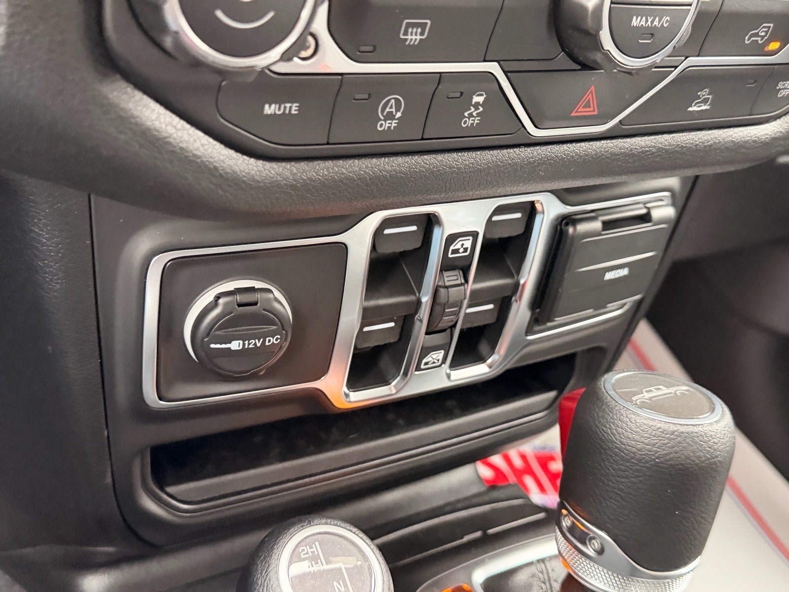 2026 Jeep Gladiator GLADIATOR SPORT 4X4