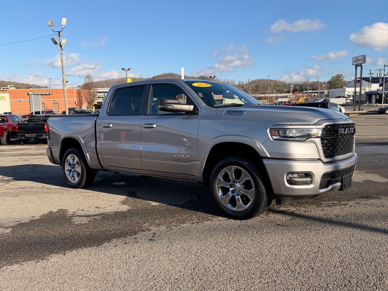 2025 RAM 1500 Big Horn Crew Cab 4x4 5'7' Box
