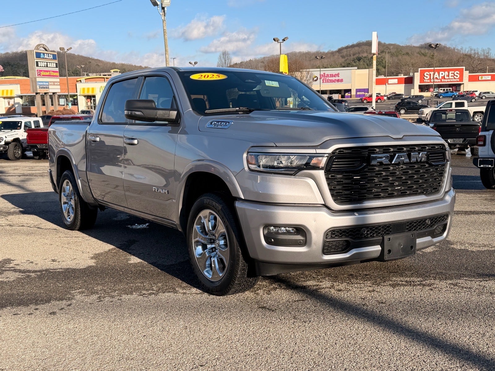 2025 RAM 1500 Big Horn Crew Cab 4x4 5'7' Box