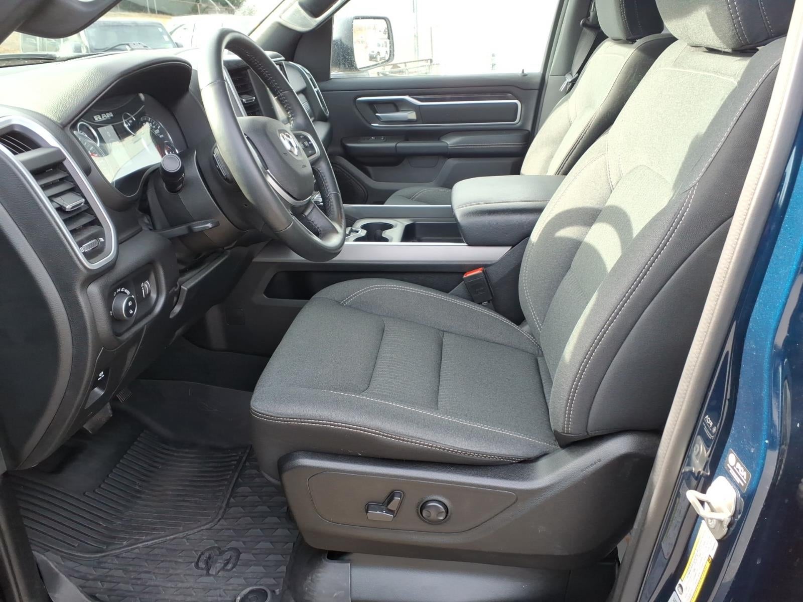 2023 RAM 1500 Big Horn Crew Cab 4x4 5'7' Box