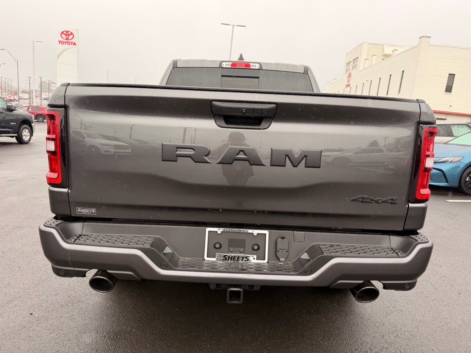 2026 RAM Ram 1500 RAM 1500 EXPRESS CREW CAB 4X4 5'7' BOX
