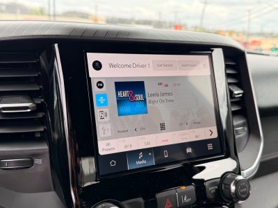 2026 RAM Ram 1500 RAM 1500 EXPRESS CREW CAB 4X4 5'7' BOX