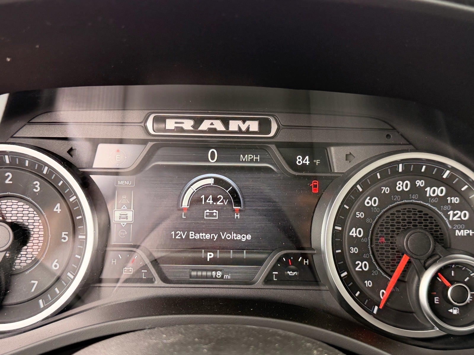 2026 RAM Ram 1500 RAM 1500 EXPRESS CREW CAB 4X4 5'7' BOX