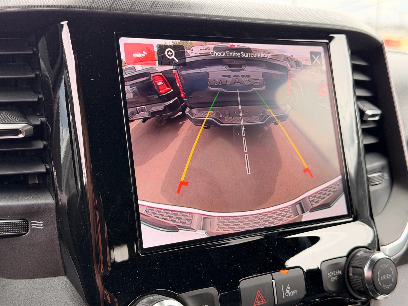 2026 RAM Ram 1500 RAM 1500 EXPRESS CREW CAB 4X4 5'7' BOX