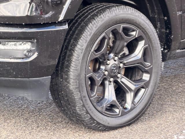 2020 RAM 1500 Limited Crew Cab 4x4 5'7' Box