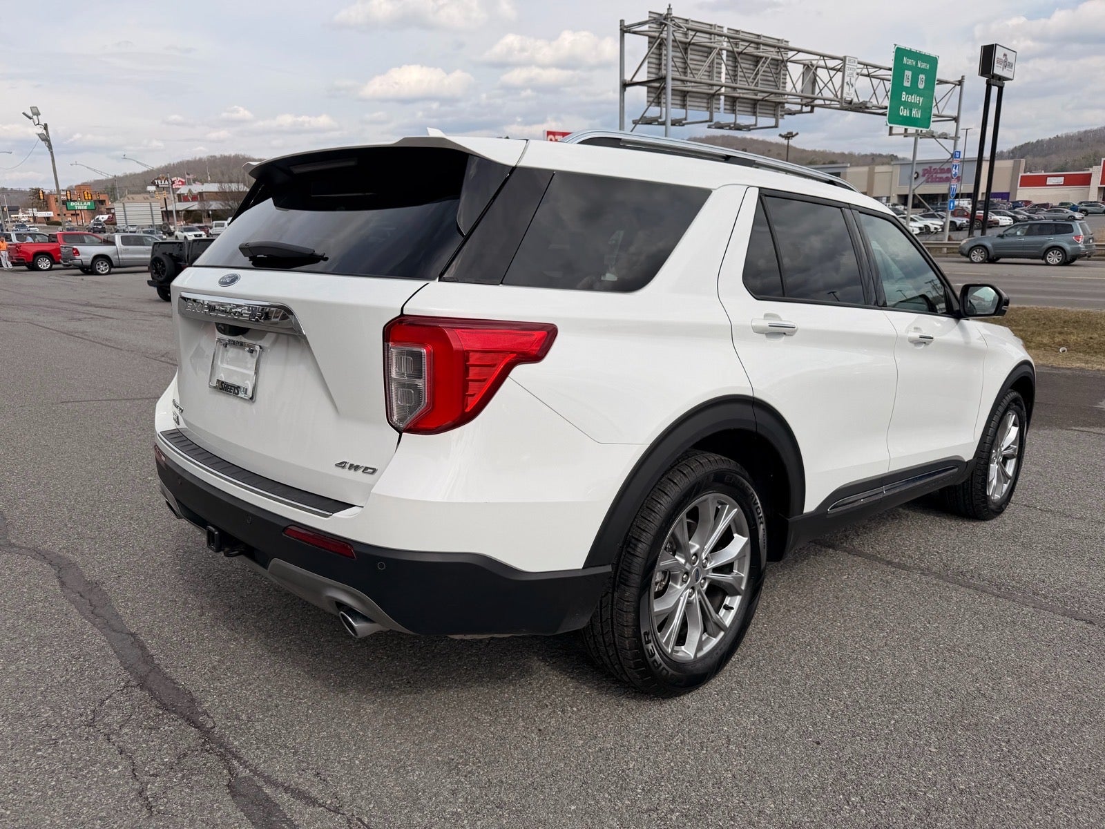 2023 Ford Explorer Limited