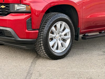 2021 Chevrolet Silverado 1500 4WD Crew Cab Short Bed Custom