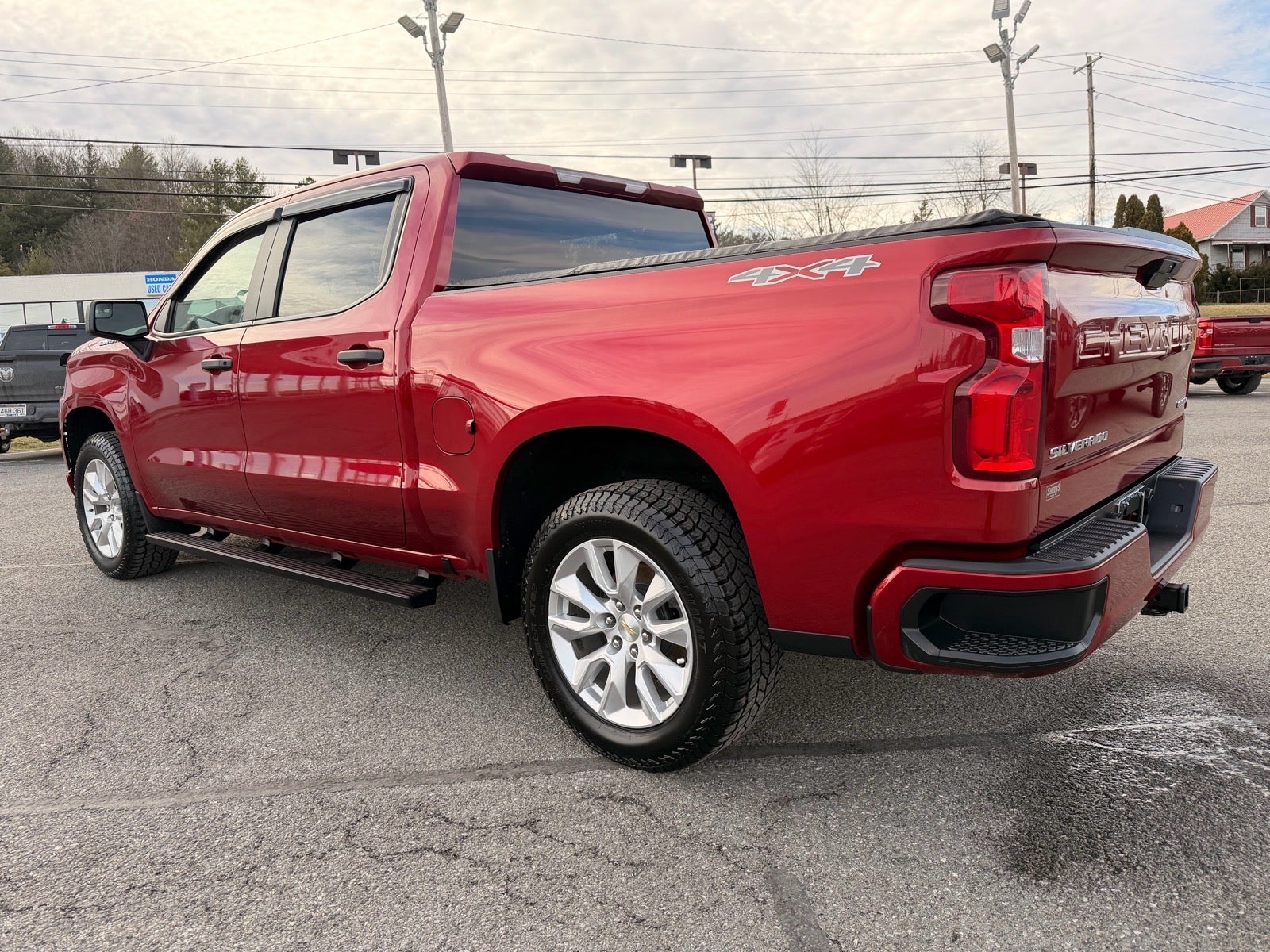 2021 Chevrolet Silverado 1500 4WD Crew Cab Short Bed Custom