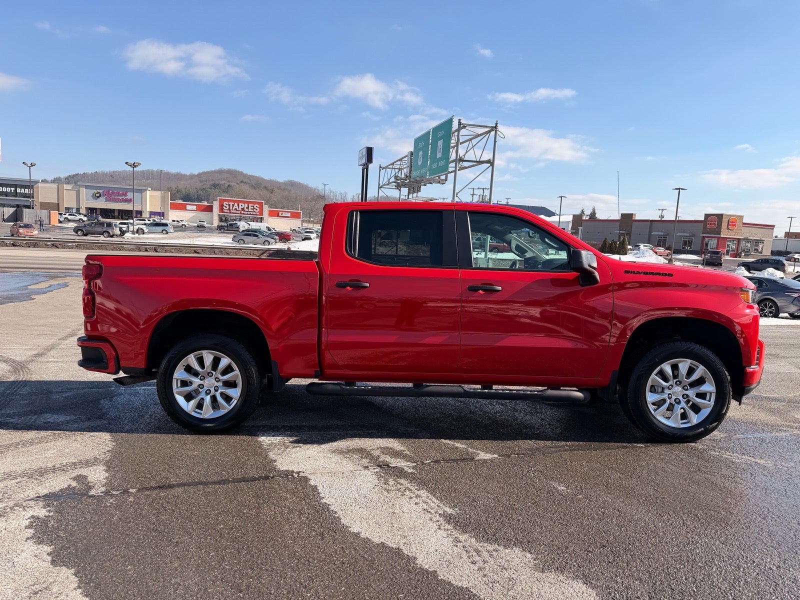 2022 Chevrolet Silverado 1500 LTD 4WD Crew Cab Short Bed Custom