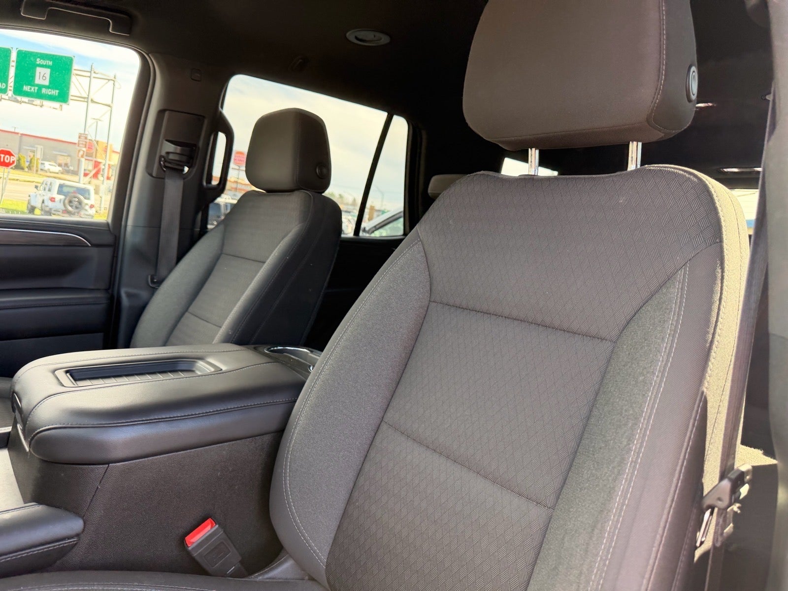 2023 Chevrolet Tahoe 4WD LS