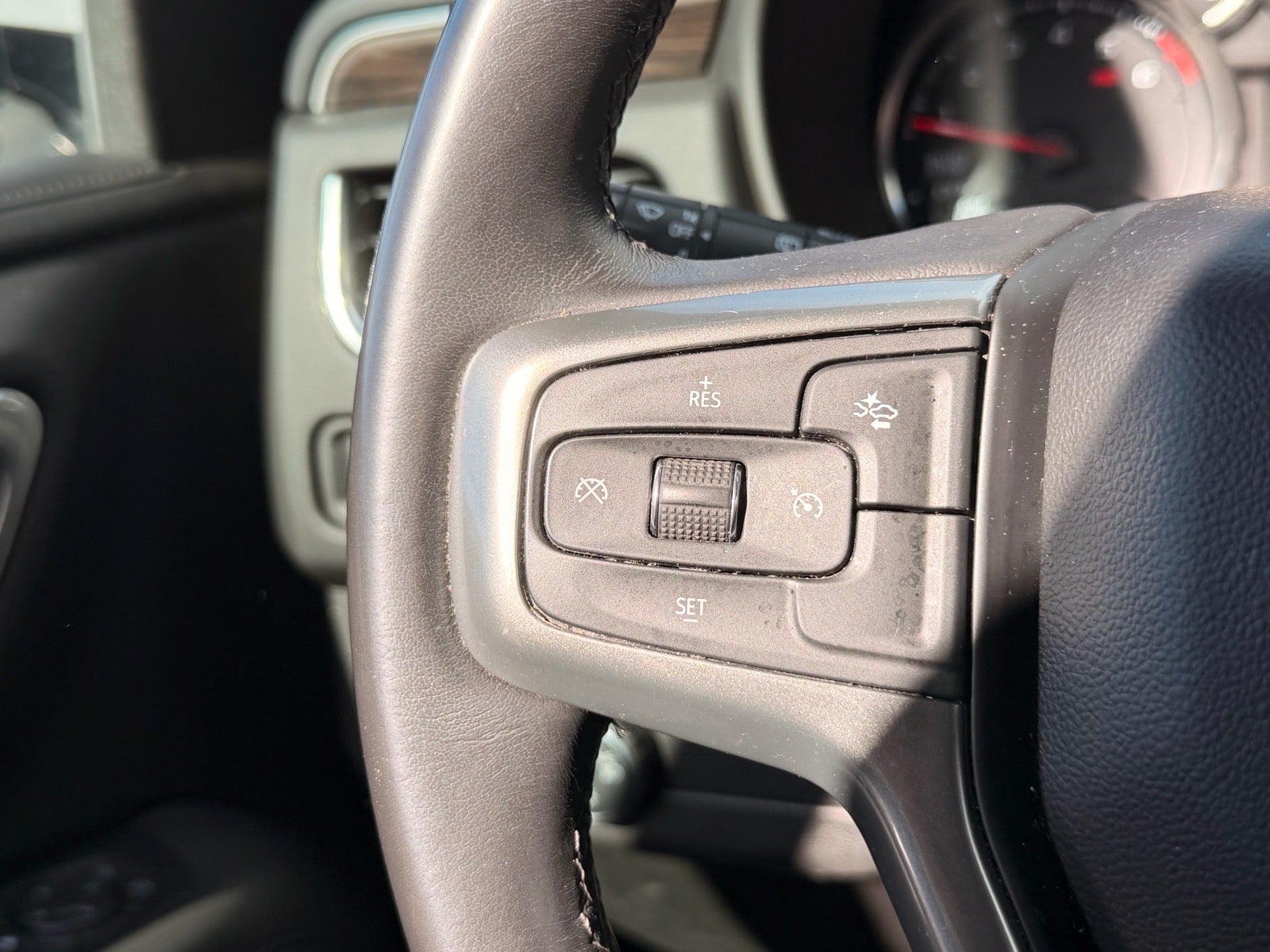 2023 Chevrolet Tahoe 4WD LS