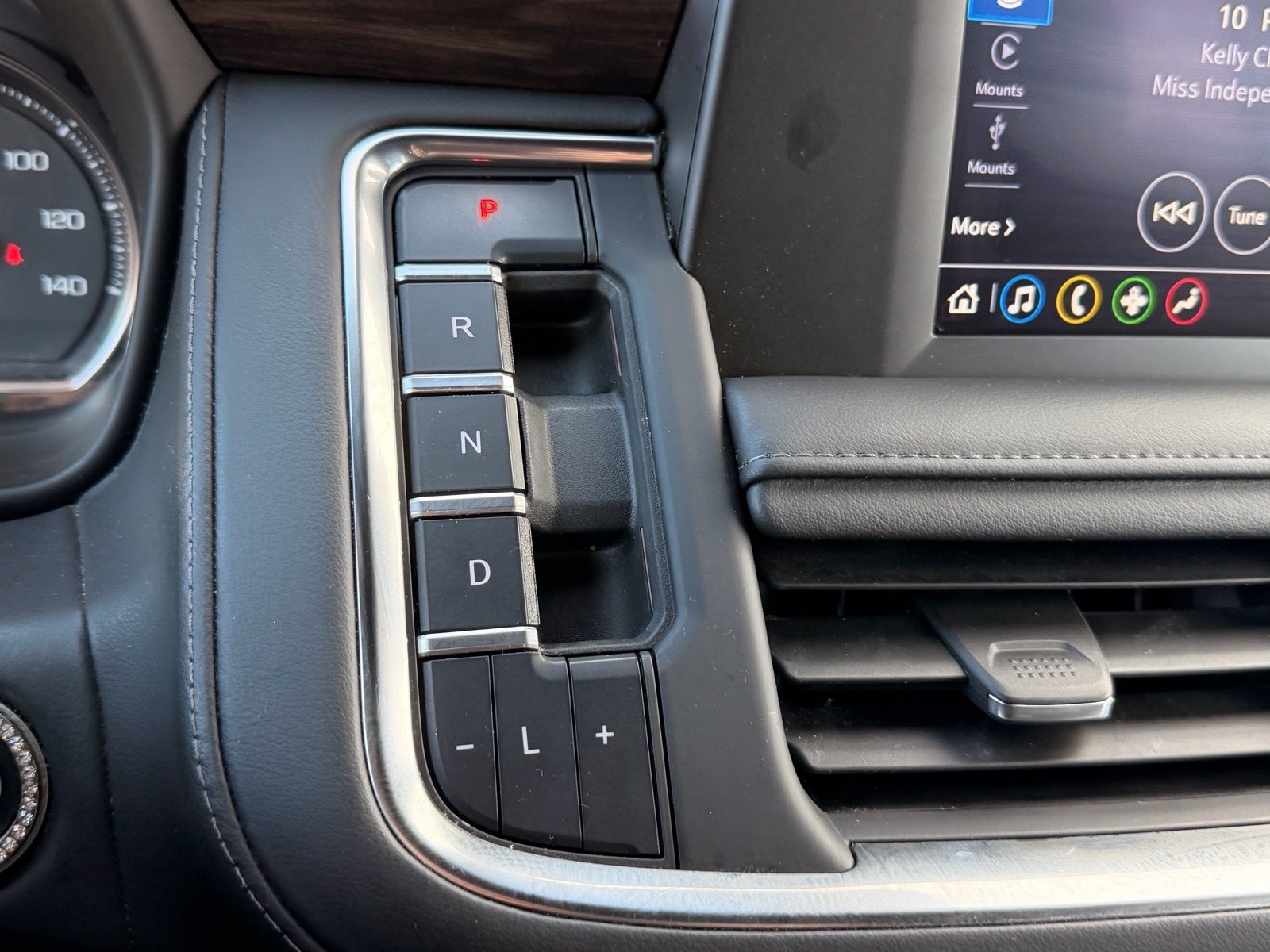 2023 Chevrolet Tahoe 4WD LS