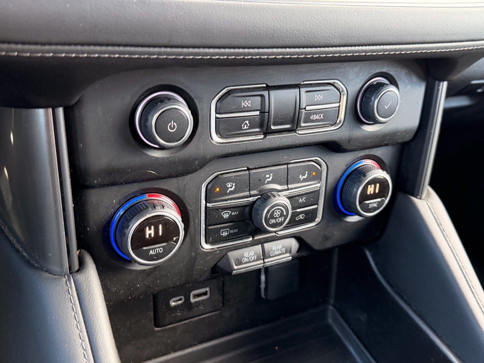 2023 Chevrolet Tahoe 4WD LS