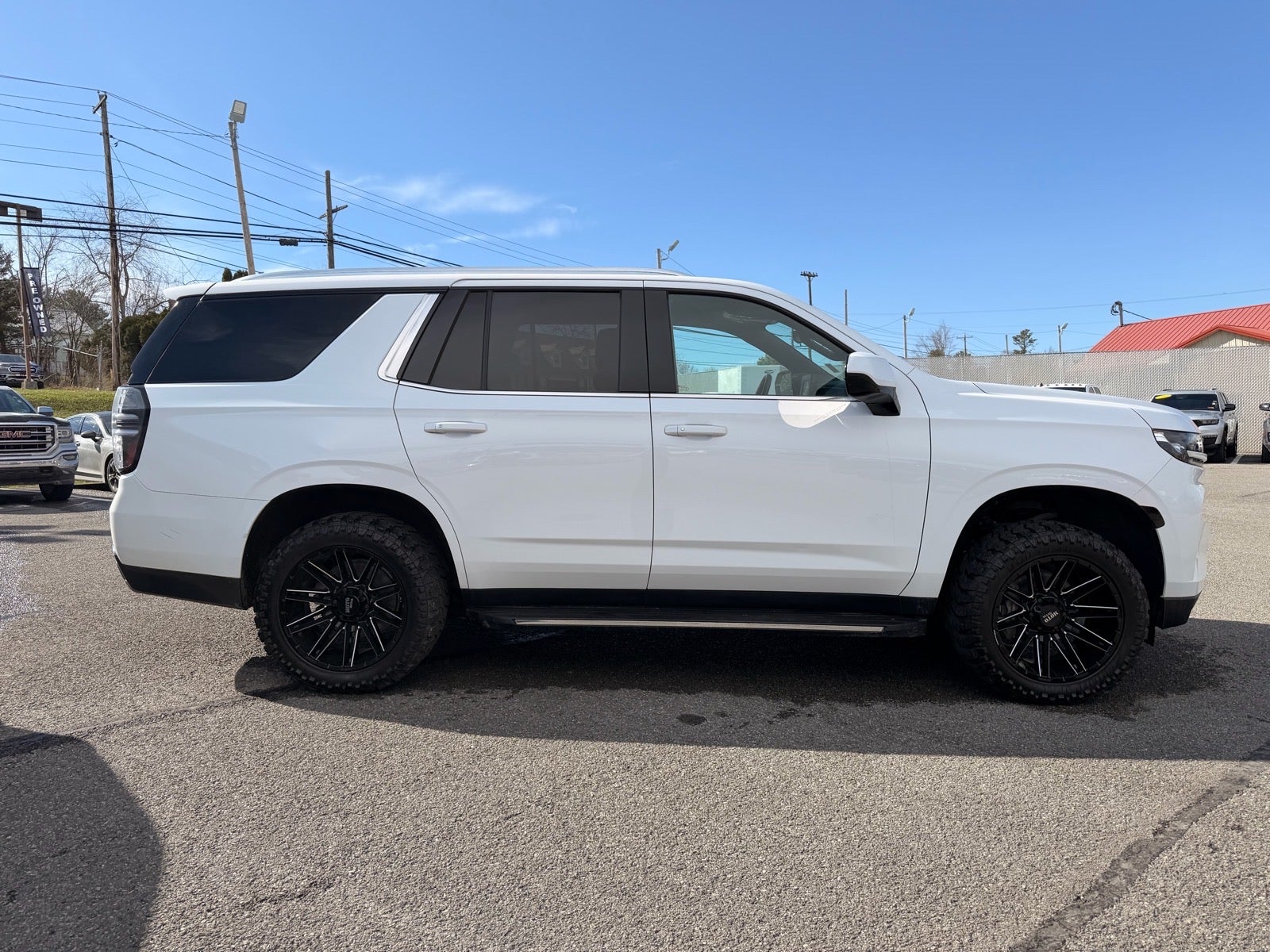 2023 Chevrolet Tahoe 4WD LS