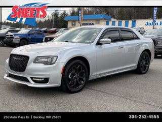2021 Chrysler 300 Touring L AWD