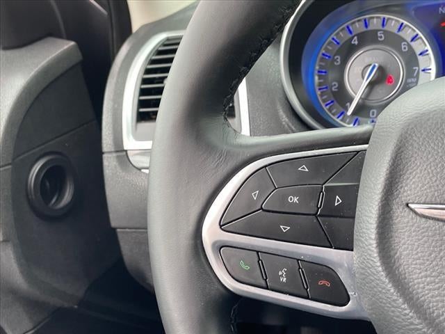 2021 Chrysler 300 Touring L AWD