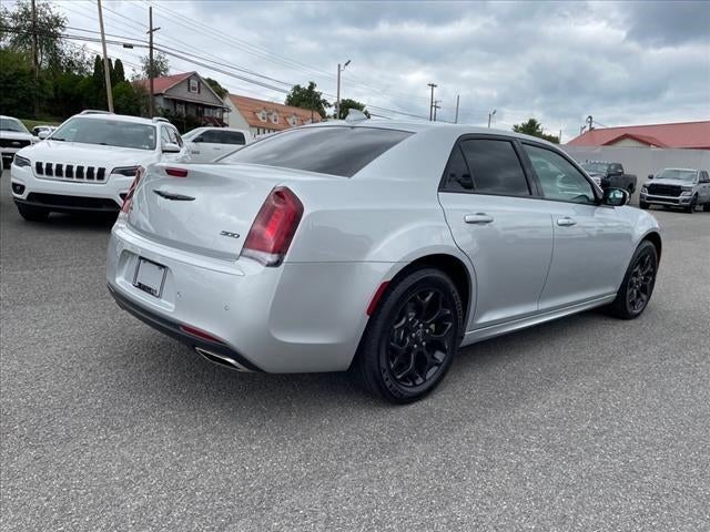 2021 Chrysler 300 Touring L AWD
