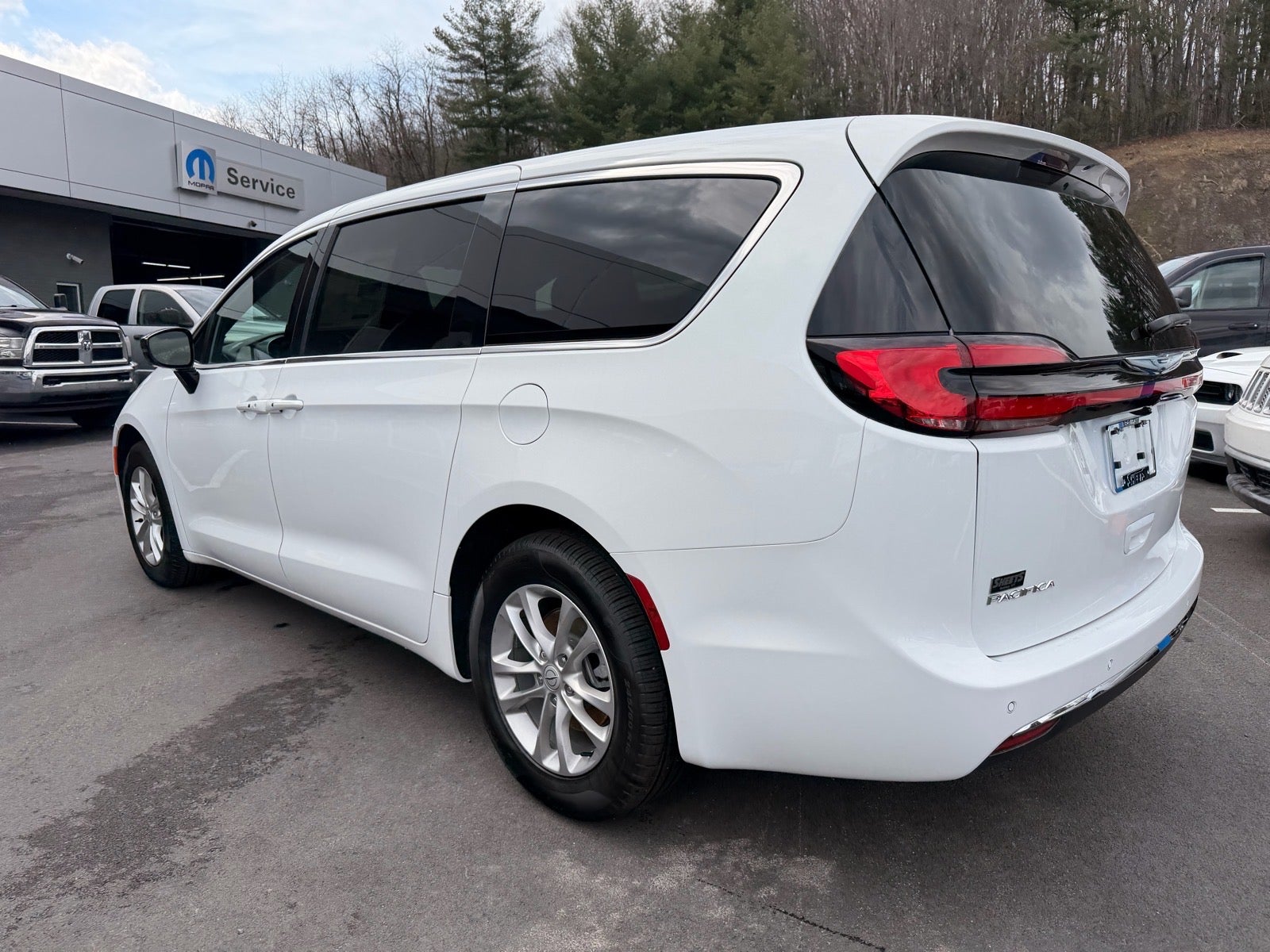 2026 Chrysler Pacifica PACIFICA SELECT