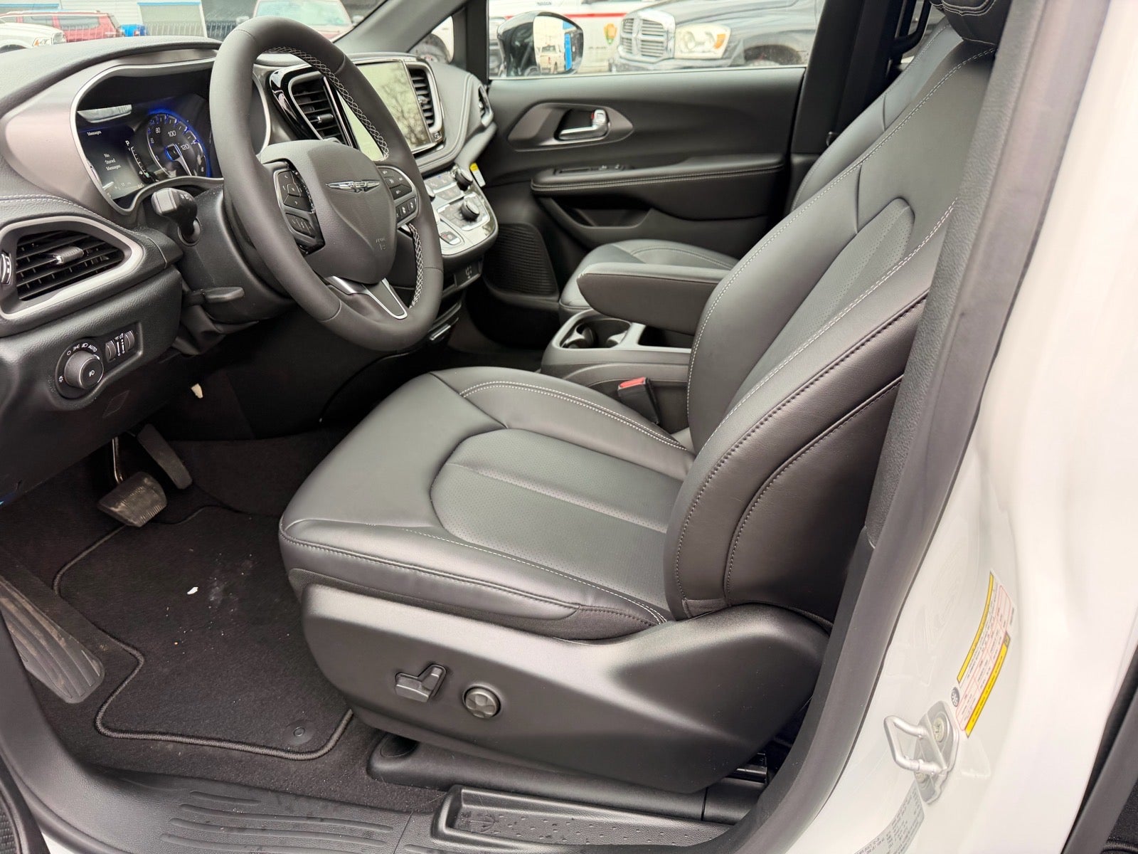 2026 Chrysler Pacifica PACIFICA SELECT