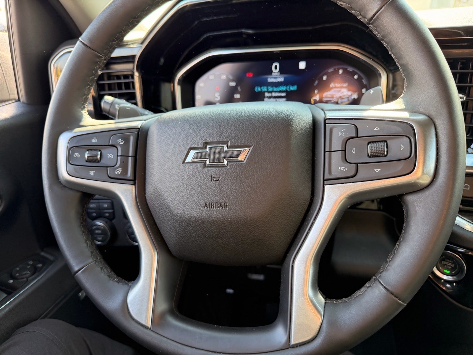 2025 Chevrolet Silverado 1500 4WD Crew Cab Short Bed RST